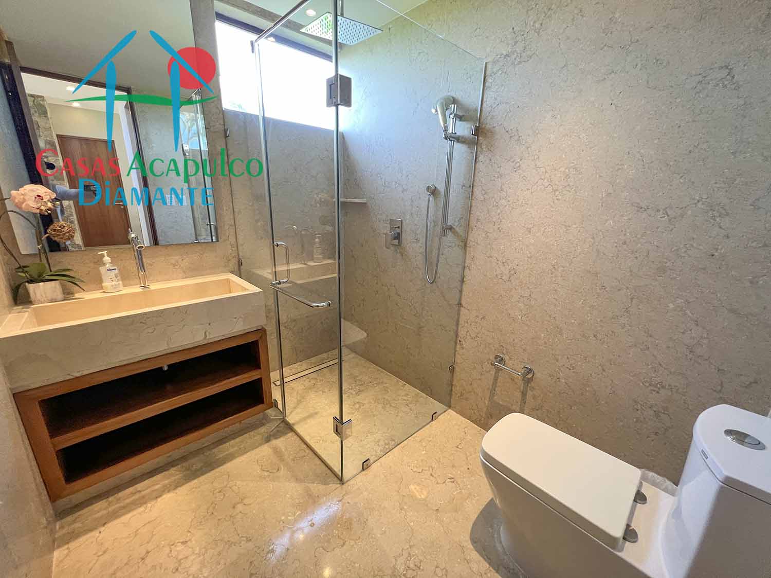 Tres Vidas Villa Palma Estrella - Baño de visitas 1
